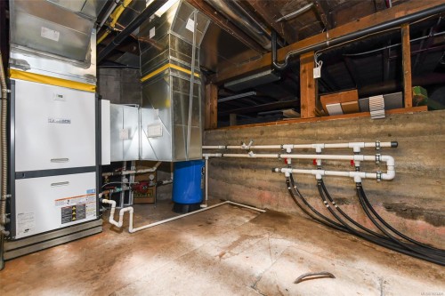 237 Morland Rd, Comox, BC 