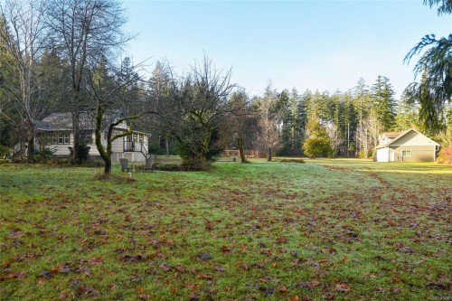 237 Morland Rd, Comox, BC 