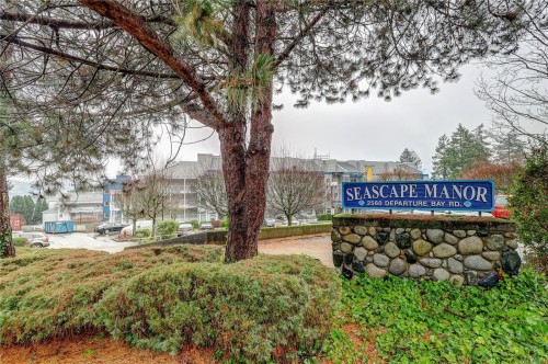 606-2562 Departure Bay Rd  Nanaimo, BC V9S 5P1