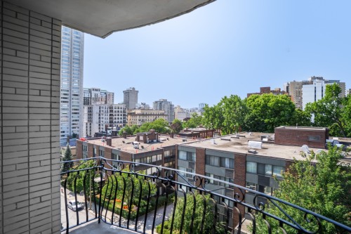 View - 601-3465 Rue Redpath, Montréal (Ville-Marie), QC - Outdoor With Exterior