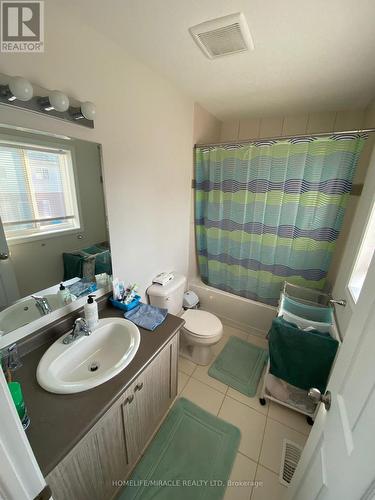 305 Tall Grass Crescent, Kitchener, ON - Indoor Photo Showing Bathroom