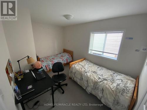 305 Tall Grass Crescent, Kitchener, ON - Indoor Photo Showing Bedroom