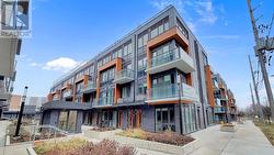 120 - 69 CURLEW DRIVE  Toronto, ON M3A 0B3