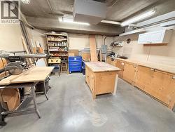 Bldg 303 Workshop in u/g prkg - 