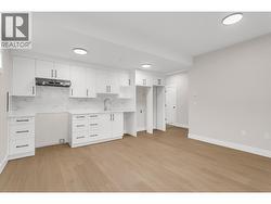 2 Bedroom Legal Suite Kitchen/ Living Room - 