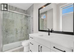 Master Ensuite - 