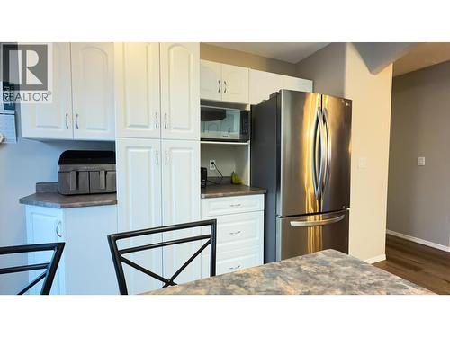 11427 98 Street, Fort St. John, BC - Indoor Photo Showing Kitchen