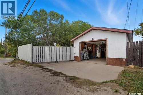 2123 20Th Street W, Saskatoon, SK - Outdoor