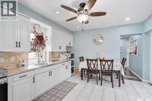 2123 20Th Street W, Saskatoon, SK - Indoor