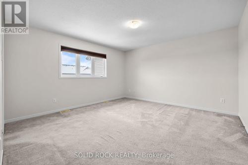 431 Haresfield Court, Ottawa, ON - Indoor Photo Showing Other Room