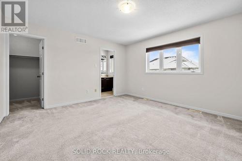 431 Haresfield Court, Ottawa, ON - Indoor Photo Showing Other Room