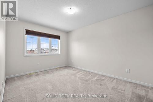 431 Haresfield Court, Ottawa, ON - Indoor Photo Showing Other Room