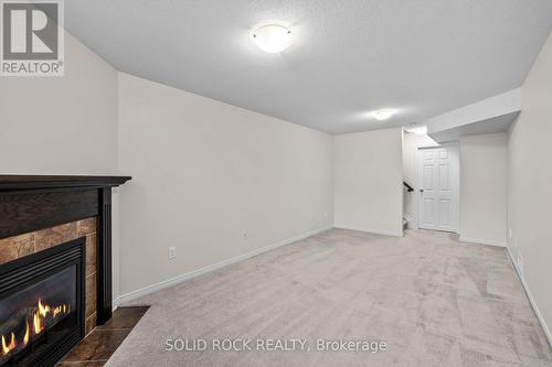 431 Haresfield Court, Ottawa, ON - Indoor With Fireplace