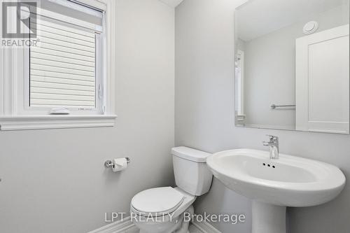 132 Bonne Renommee Avenue, Ottawa, ON - Indoor Photo Showing Bathroom