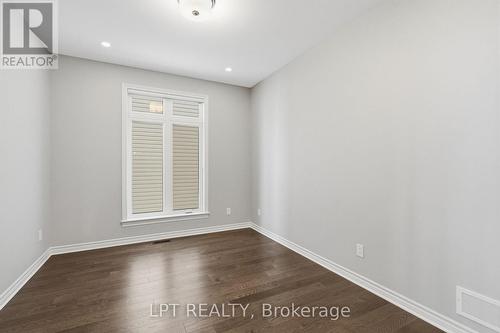132 Bonne Renommee Avenue, Ottawa, ON - Indoor Photo Showing Other Room