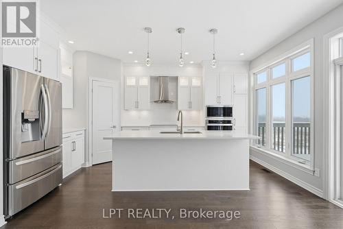 132 Bonne Renommee Avenue, Ottawa, ON - Indoor Photo Showing Kitchen With Upgraded Kitchen