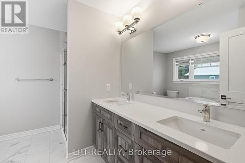 132 Bonne Renommee Avenue, Ottawa, ON - Indoor Photo Showing Bathroom