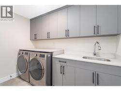 Laundry Room - 