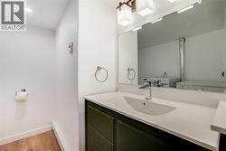 Lower bathroom and laundry - 