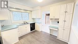 Lots of natural light - 