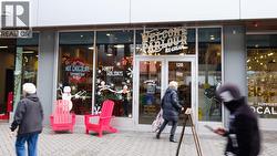 126 125 VICTORY SHIP WAY  North Vancouver, BC V7L 0G5