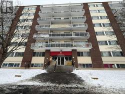 303 - 1435 MORISSET AVENUE  Ottawa, ON K1Z 8H4
