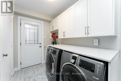 1806 Sevenoaks Drive, Mississauga, ON 