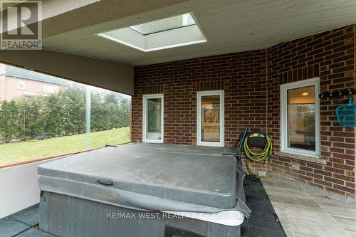 1806 Sevenoaks Drive, Mississauga, ON 