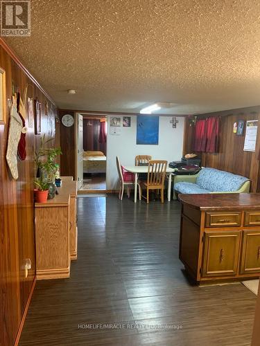 7324 Reindeer Drive, Mississauga, ON - Indoor