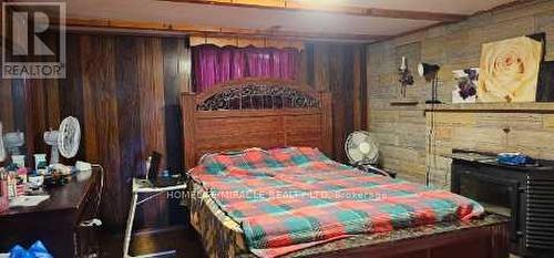 7324 Reindeer Drive, Mississauga, ON - Indoor Photo Showing Bedroom