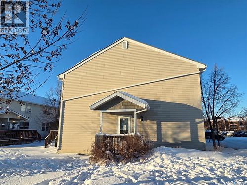 13 210 Camponi Place, Saskatoon, SK - Outdoor