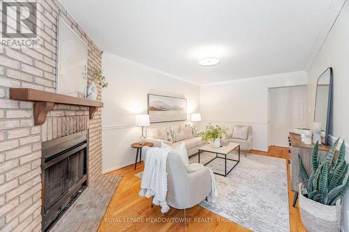 6236 Camgreen Circle, Mississauga, ON - Indoor Photo Showing Living Room With Fireplace