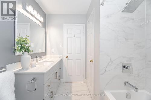 6236 Camgreen Circle, Mississauga, ON - Indoor Photo Showing Bathroom