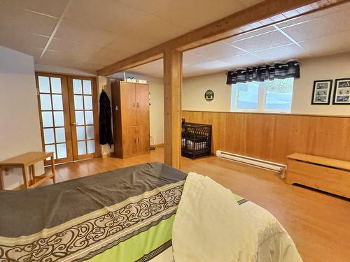 Chambre à coucher principale - 762 Rue Principale, Rémigny, QC - Indoor Photo Showing Other Room With Fireplace