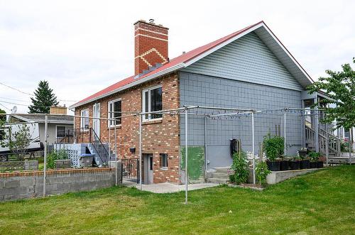 307 Holly Avenue  Kamloops, BC V2B 1M2