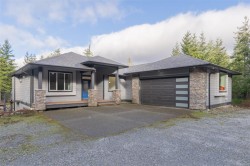 2615 Timber Ridge Rd  Shawnigan Lake, BC V8H 2E4