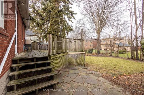 11 Brant Avenue, Mississauga, ON - Outdoor