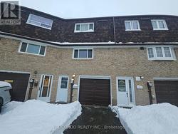 74 TIMBERBANK BOULEVARD  Toronto, ON M1W 1Z5