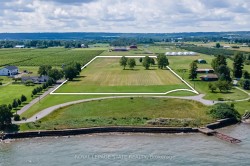 4558 Lakeside Drive  Lincoln, ON L0R 1B1