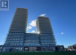 812 - 15 SKYRIDGE DRIVE  Brampton, ON L6P 4S3