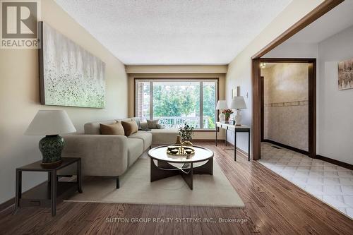 1161 Carlo Court, Mississauga, ON - Indoor Photo Showing Living Room