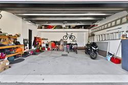 Garage - 
