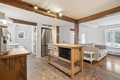 Cuisine - 19 Rue Viens, Chambly, QC - Indoor