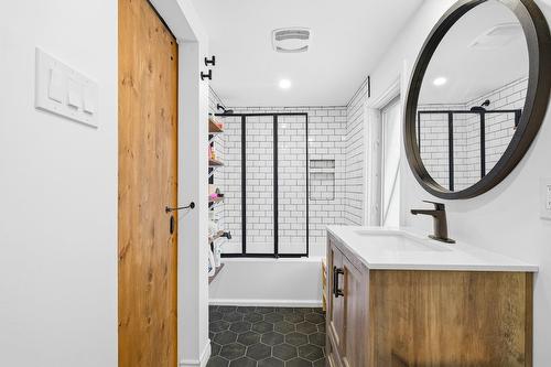 Salle de bains - 19 Rue Viens, Chambly, QC - Indoor Photo Showing Bathroom