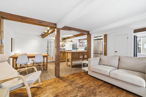 Salon - 19 Rue Viens, Chambly, QC - Indoor Photo Showing Living Room