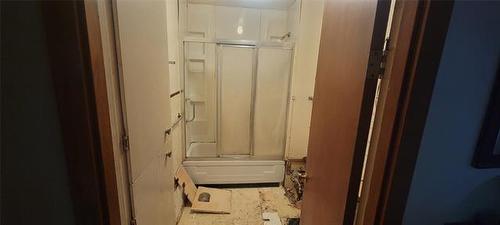 1464 Logan Ave, Winnipeg, MB 