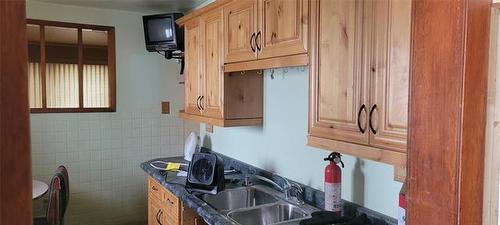 1464 Logan Ave, Winnipeg, MB 