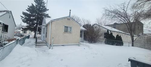 1464 Logan Ave, Winnipeg, MB 