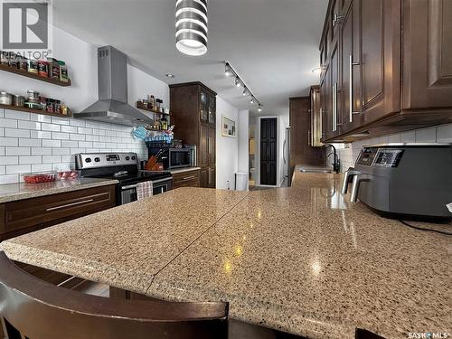 540 3Rd Avenue, Esterhazy, SK - Indoor Photo Showing Kitchen With Upgraded Kitchen