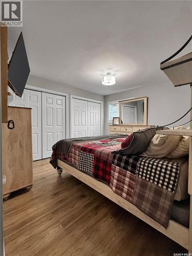 540 3Rd Avenue, Esterhazy, SK - Indoor Photo Showing Bedroom